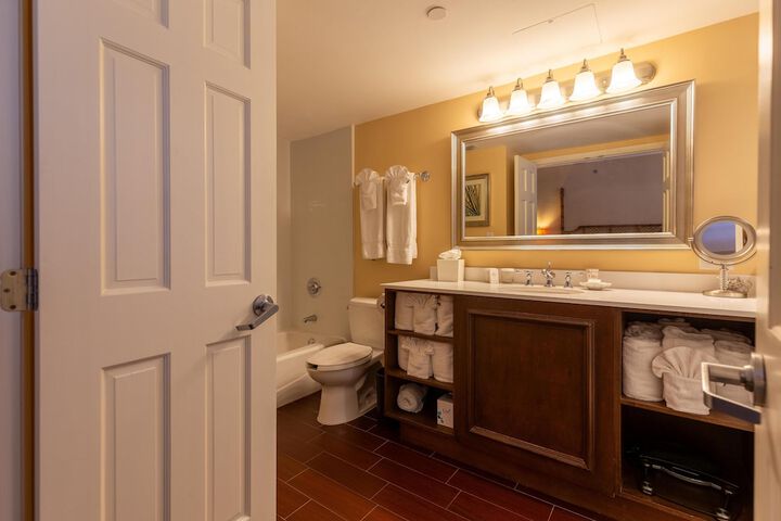 Room 92 of 164