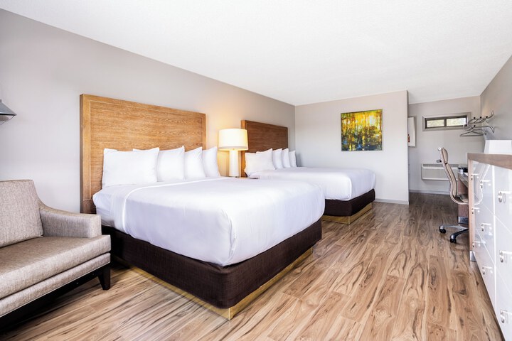 Natura Aloha Reach Resort