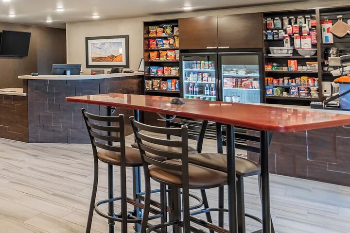 Hotel Interior 8 of 39