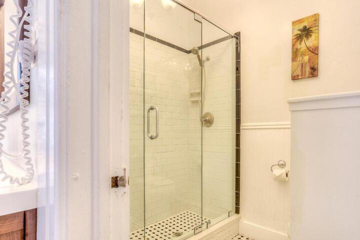 Key West Harbor Inn - Adults Only