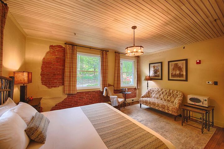 Historic Tapoco Lodge Resort