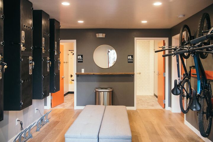 Room 20 of 76