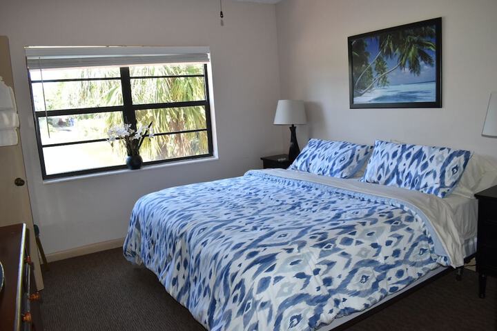 Room 38 of 118