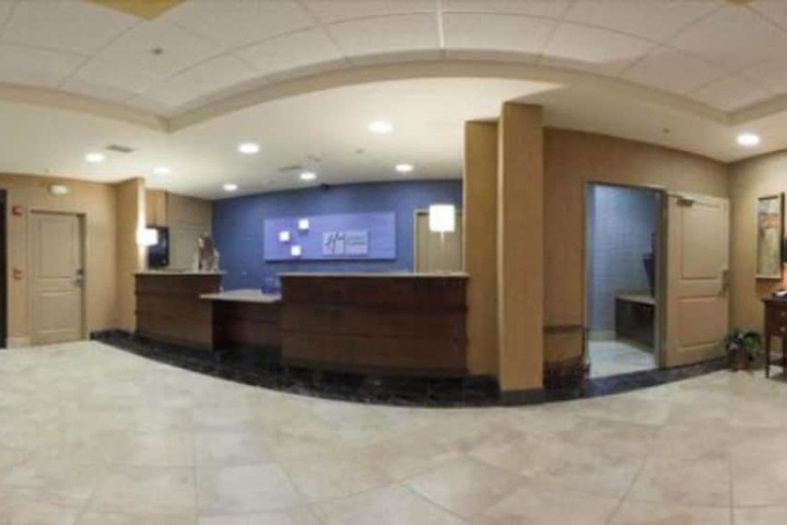 Holiday Inn Express Hotel & Suites Grand Island by IHG