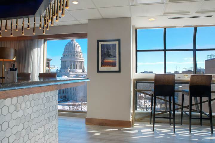 The Madison Concourse Hotel and Governors Club