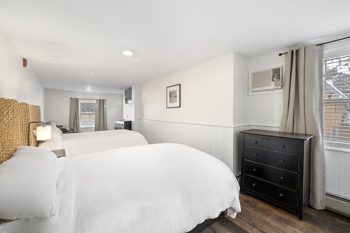 Room 158 of 185