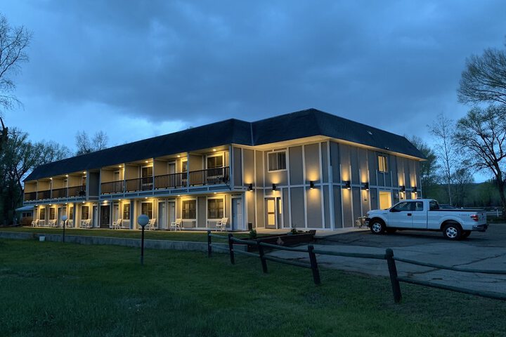 Hotel 3 of 109