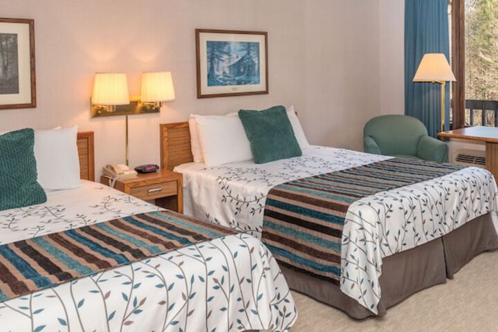 Highland Manor Inn