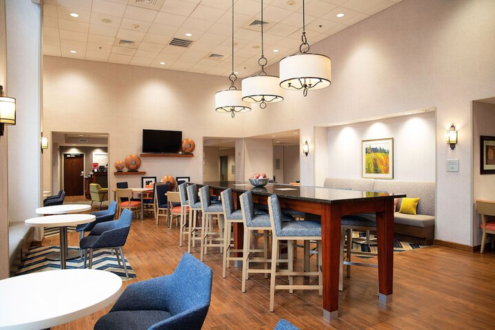Hampton Inn & Suites Jacksonville