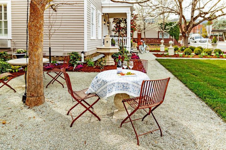 McCully House Inn