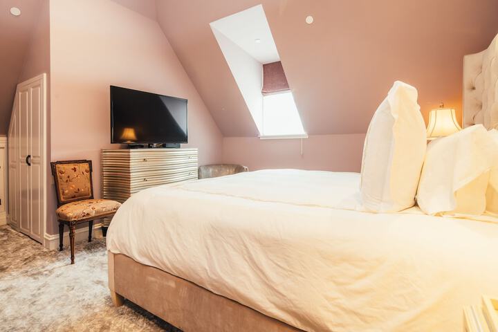 Room 45 of 109