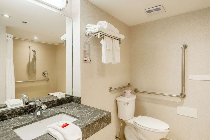 Room 14 of 21