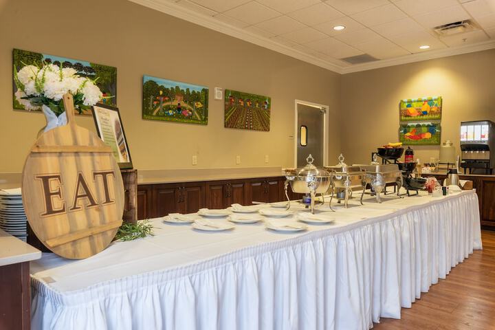 Breakfast/Coffee Service 34 of 43