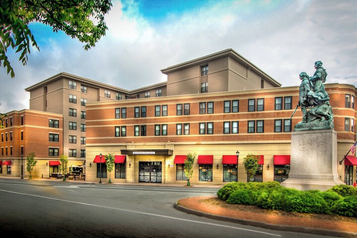 Hotel 3 of 49