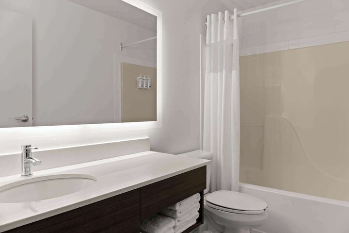 Room 41 of 48