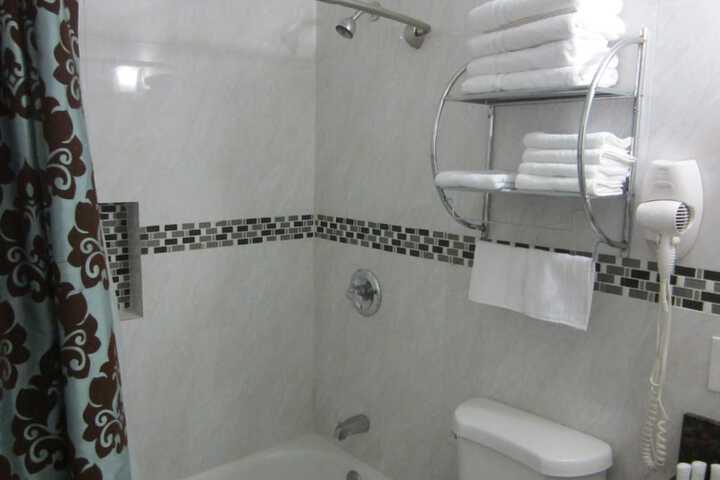 Room 20 of 29