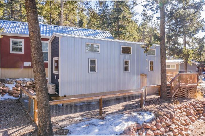 Tiny House!in the Mountains Near Pikes Peak W / ac
