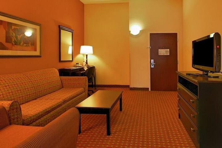 Room 22 of 44