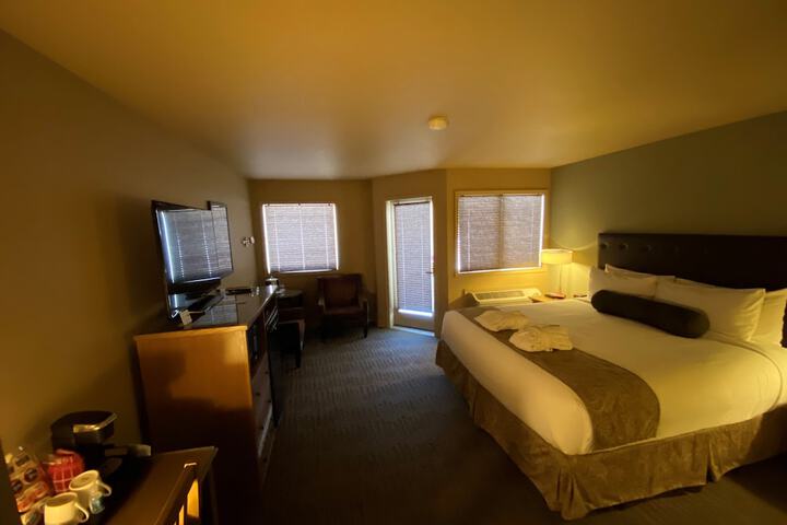 Room 68 of 184