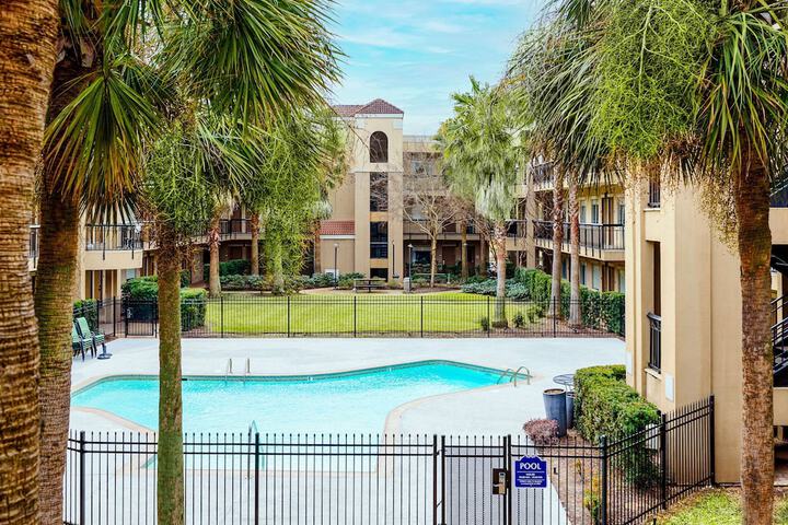 Pool 4 of 54