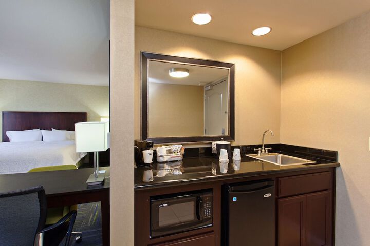 Room 14 of 25