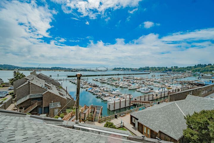 Embarcadero Resort Hotel & Marina