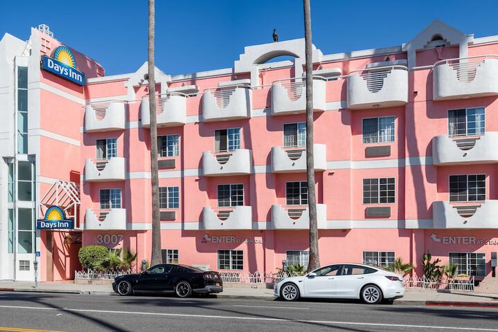 Hotel 7 of 79