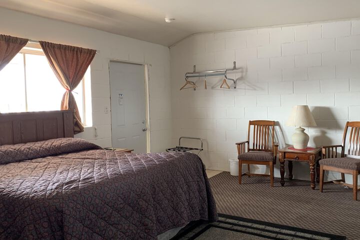 Room 5 of 24