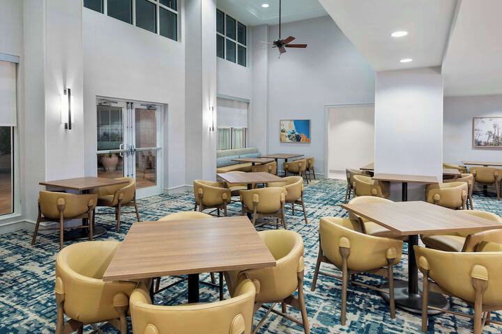 Homewood Suites by Hilton Tampa Airport - Westshore