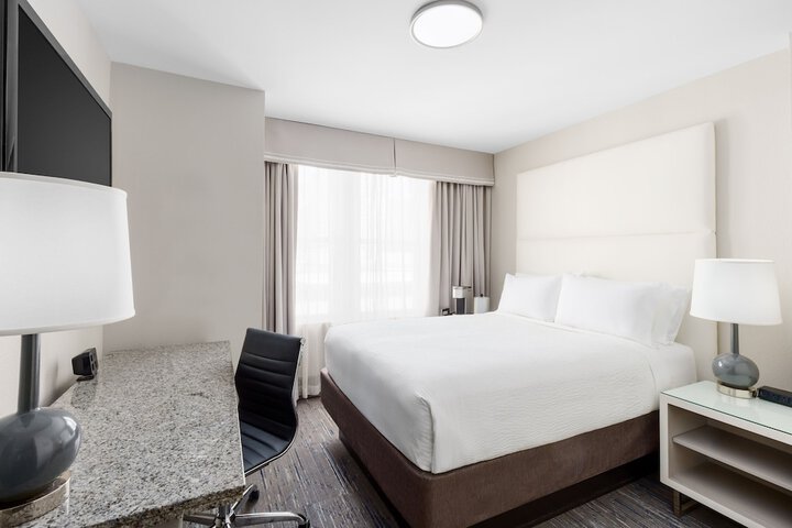 Room 50 of 65
