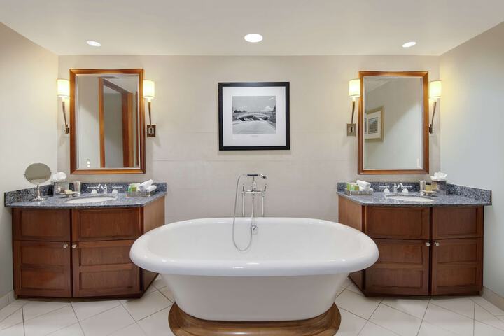 DoubleTree by Hilton Stamford