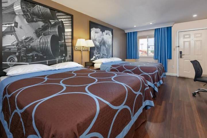 Red River Inn