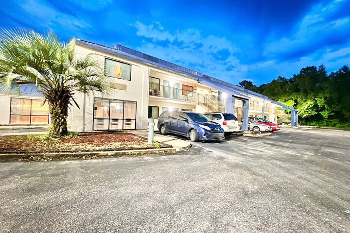 Hotel 2 of 19