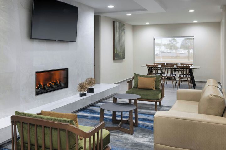 Fairfield Inn & Suites Lake City