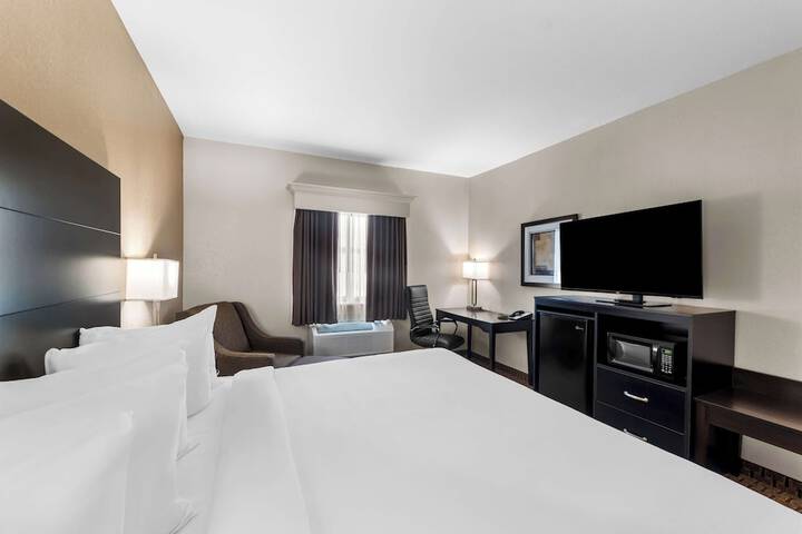 Room 18 of 34