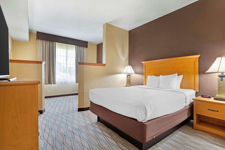 Room 8 of 31