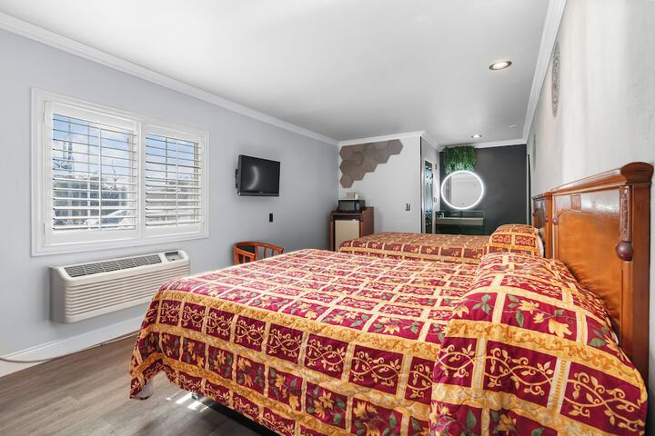 Room 15 of 67