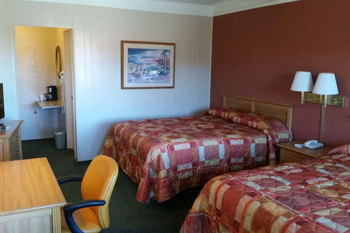 Room 15 of 15