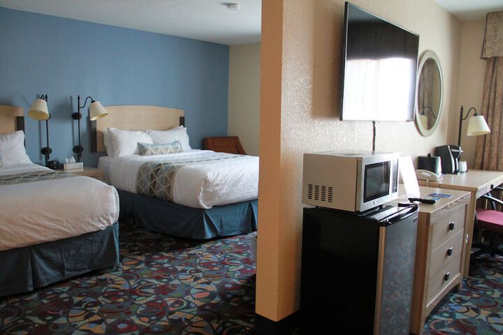 Room 43 of 64