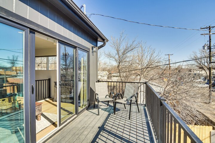 Modern Erie Home - Walk to Downtown!