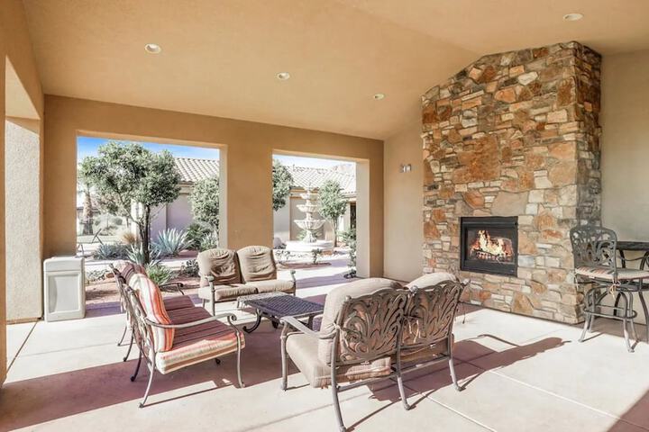 Entire Home Paradise Pools 2 King Suites