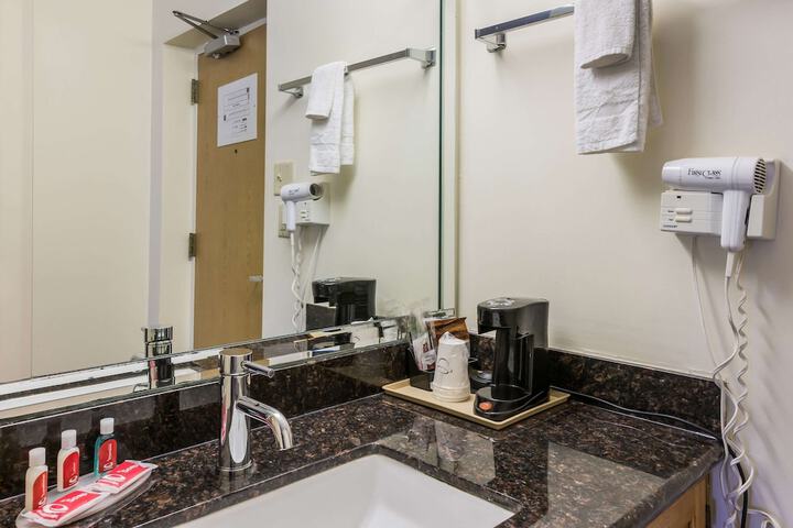 Econo Lodge Quakertown
