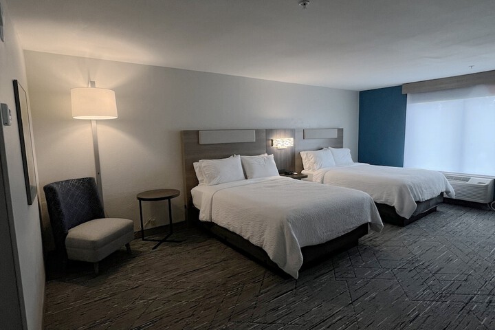 Room 19 of 33