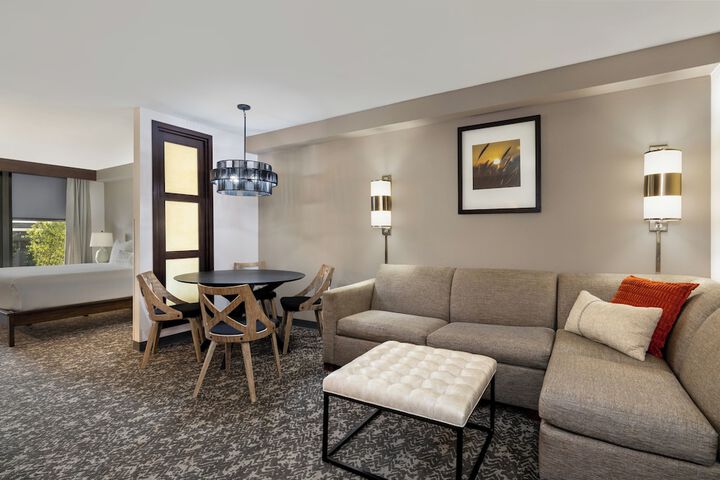 Room 21 of 47