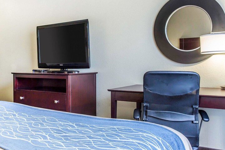 Room 16 of 27