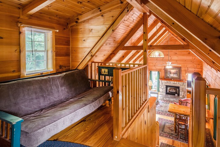 Highland Hills Motel and Cabins – a Master Hosts Resort