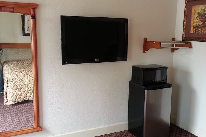 Room 17 of 52