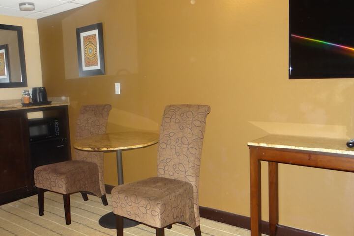 Room 16 of 35