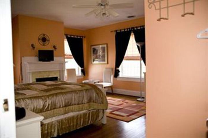 Simply Divine Bed and Breakfast