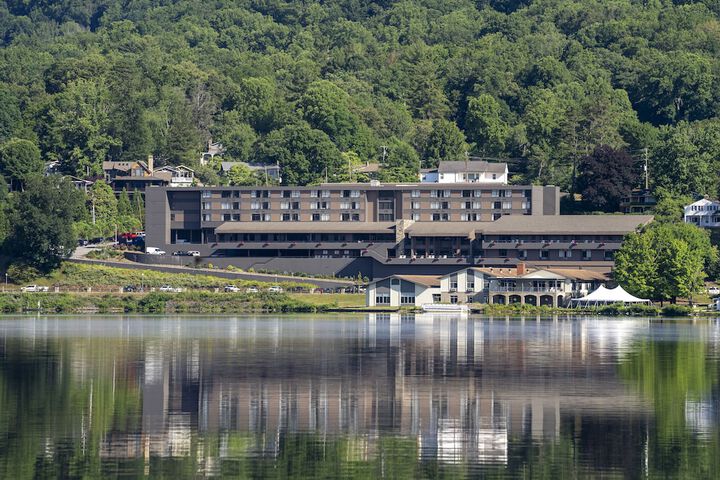 Hotel 7 of 48
